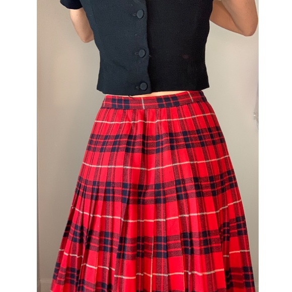 Vintage Handmade Plaid Wool Pleated Skirt - Picture 6 of 16